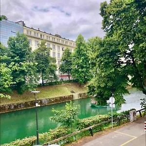 Maria , Ljubljana Slovenya