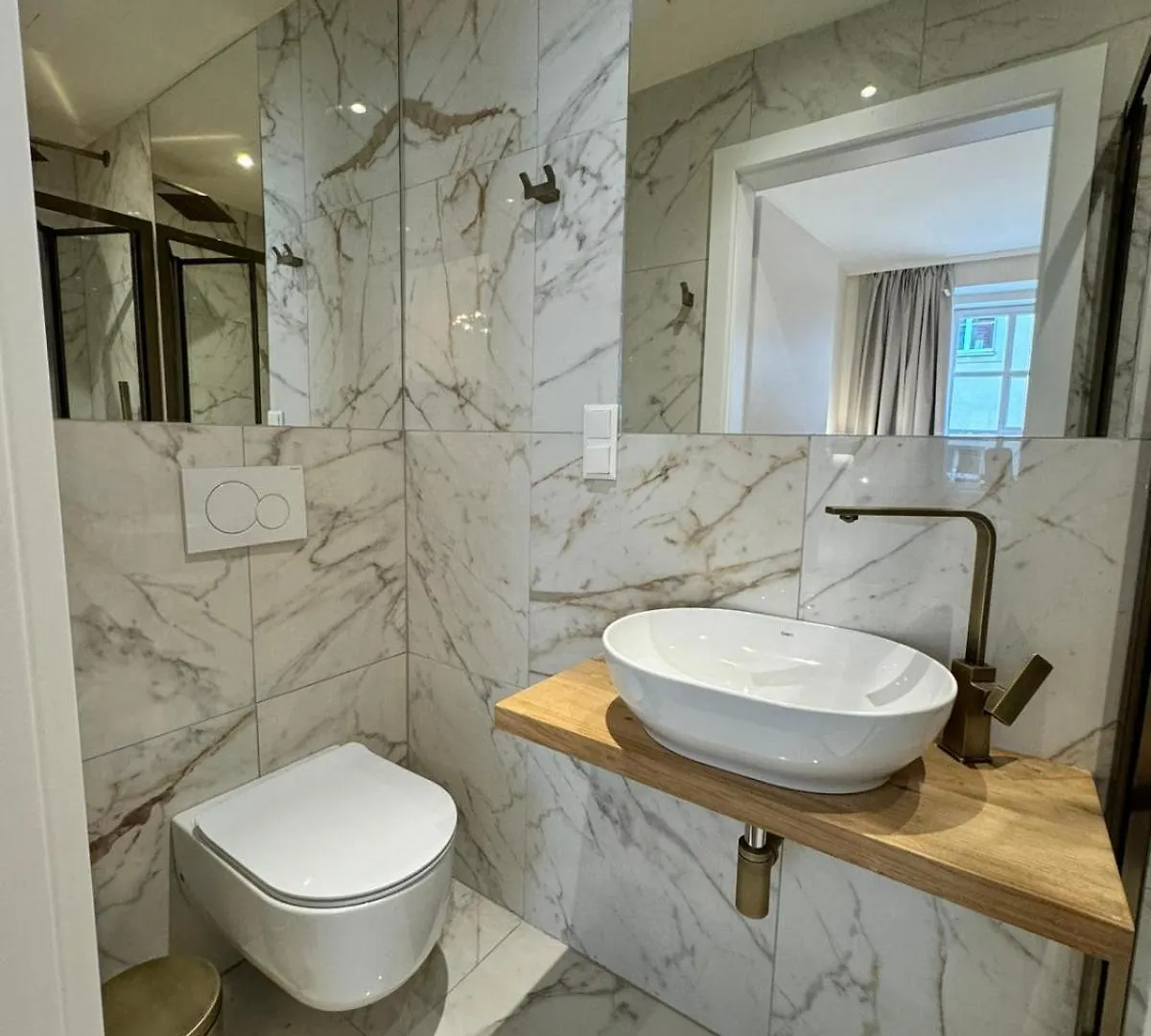 Easy Vienna By Stadtpark - Newly Renovated 0*,  Austria